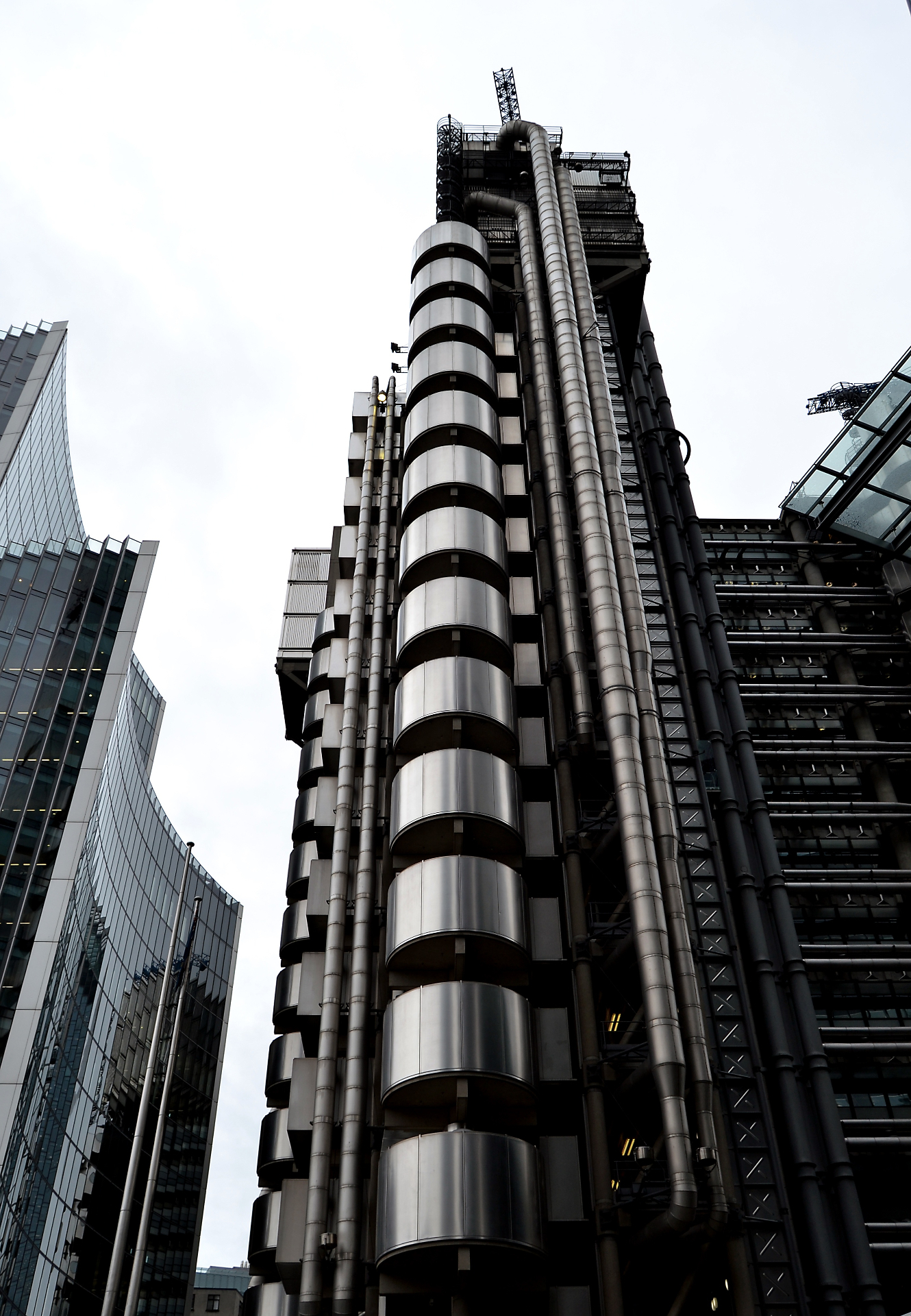 Lloyd's of London building exterior
